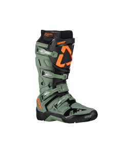 Boots 4.5 HydraDri
